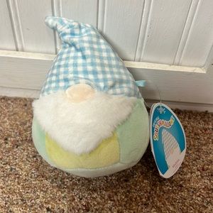 Gnome Maddox Squishmallow